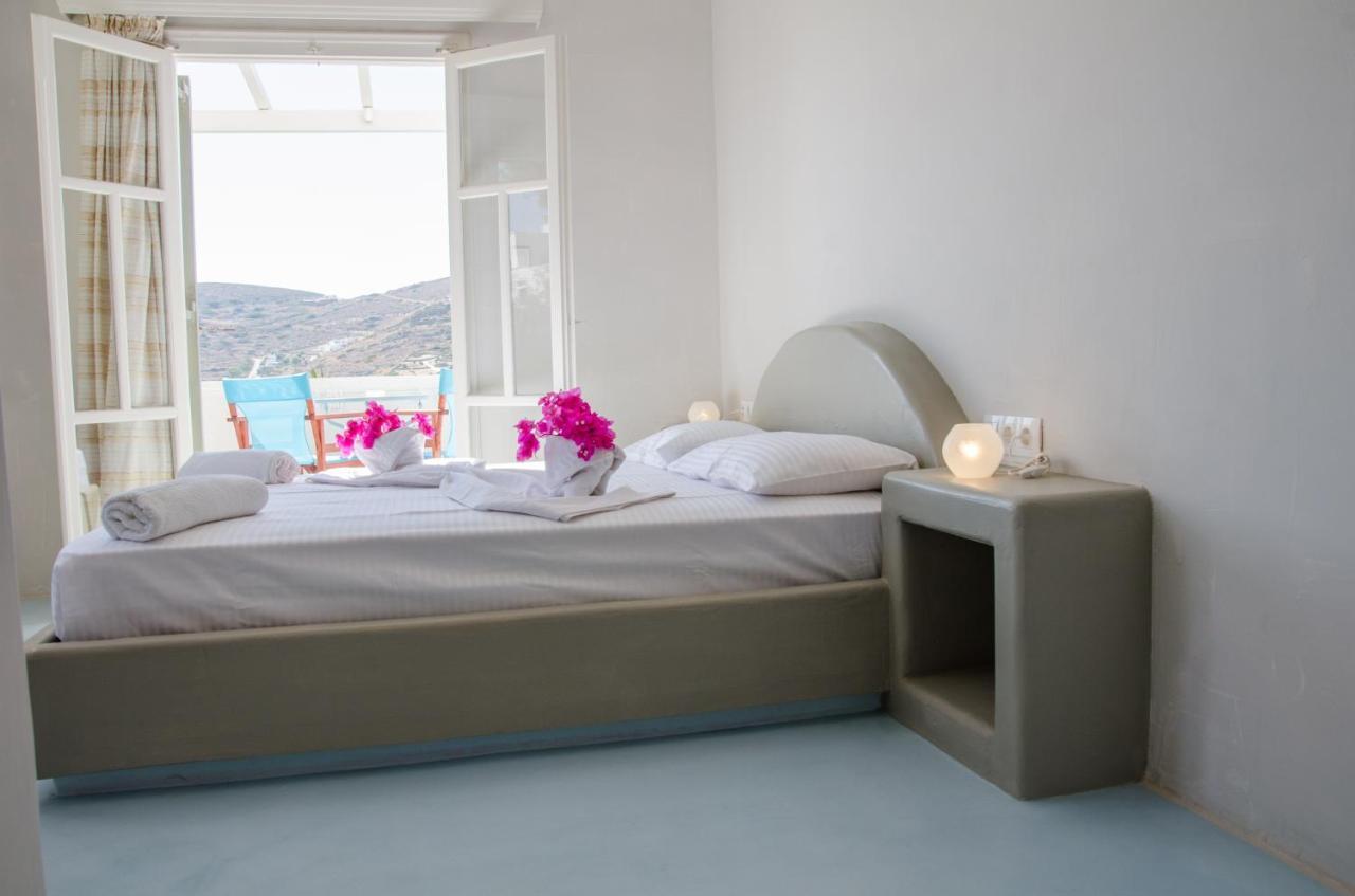 Olga Aparthotel Chora  Bilik gambar